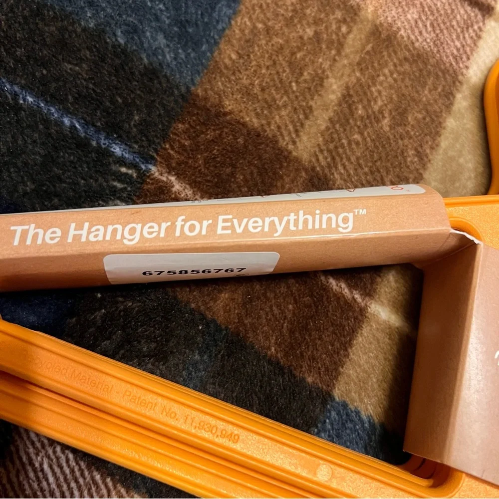 New kangaroo Orange Multifunctional Plastic Hangers - Pack